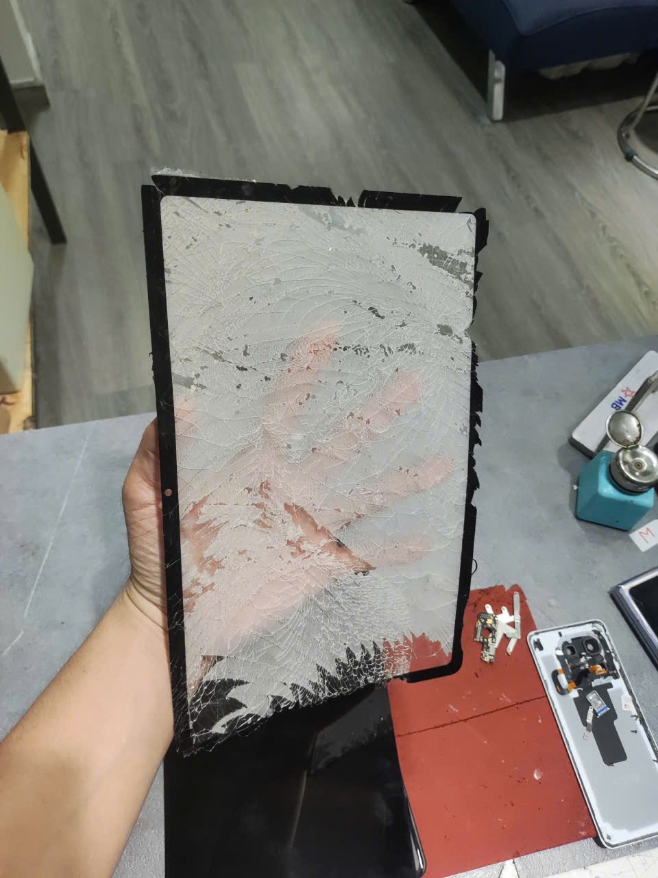 Thay mặt kính ZTE nubia Red Magic Tablet Ép kính ZTE nubia RedMagic Astra - Ảnh 3